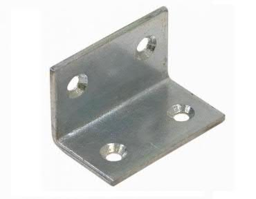 купить Уголок мебельный металл 30х30х40  4 отверстий                                                        с доставкой