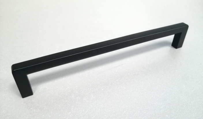 купить Ручка мебельная скоба ГРАТИС Marco 128мм, черный с доставкой