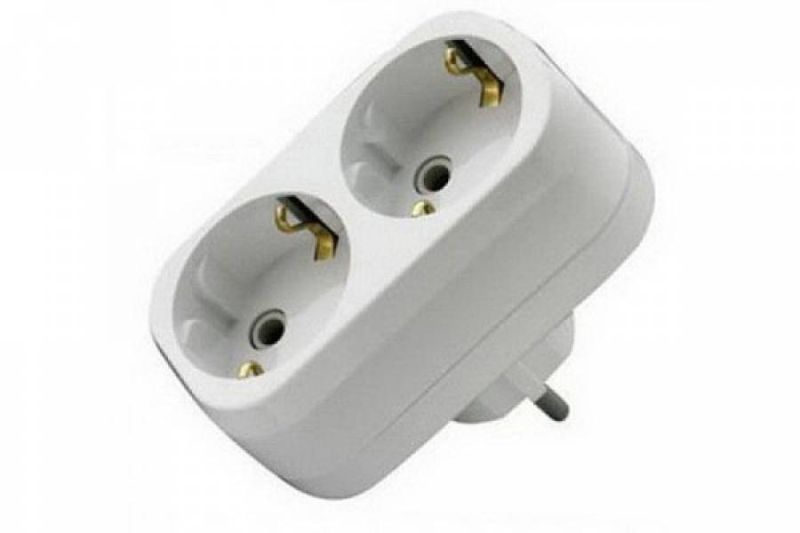 купить Двойник Универсал 16А белый с заземлением с доставкой