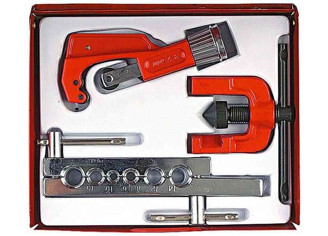 купить Развальцовка Stayer для труб из цвет.мет. 3/16"-5/8" с труборезом, в боксе                           с доставкой